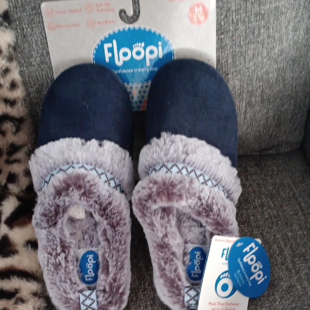 Floopy Navy and Gray Slippers